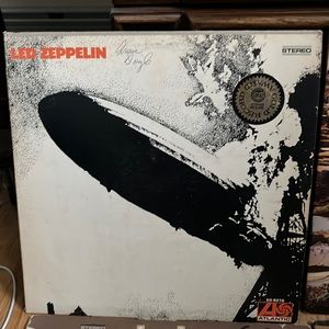 LedZeppelin vinyl records, 2 Bad co,1 theband double